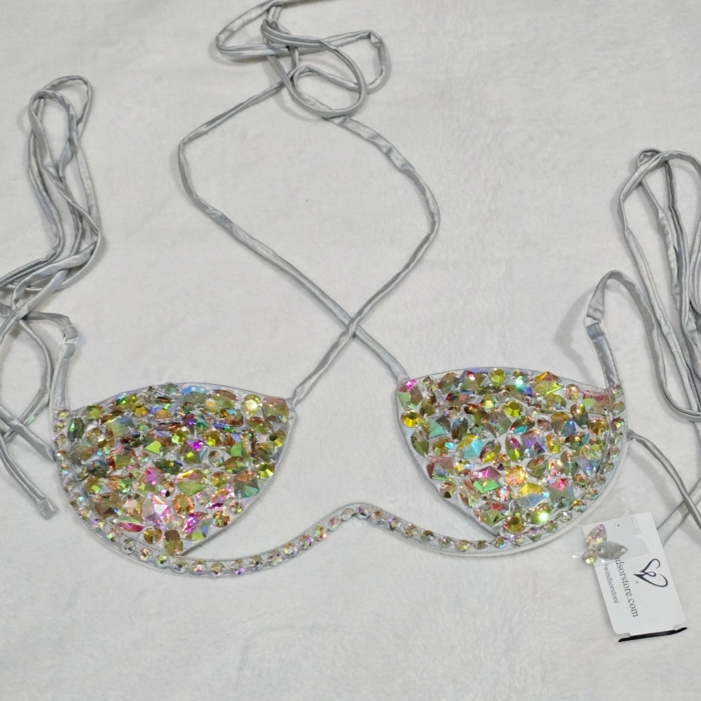 Windsor ✦ Major Glow Silver Embellished Halter Bra Top Gemstone Padded Tie‑Back - Picture 11 of 14